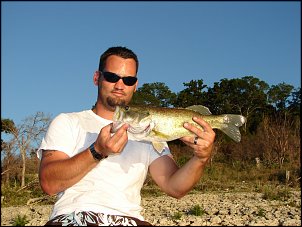 Click image for larger version

Name:	Bass Pictures 001.jpg
Views:	417
Size:	405.8 KB
ID:	2300