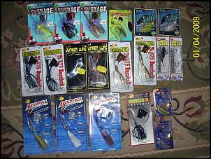 Click image for larger version

Name:	BuzzSpinnerbaits 1-2008 001.jpg
Views:	623
Size:	673.4 KB
ID:	3014