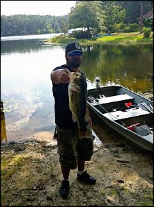 Click image for larger version

Name:	4lb bass.jpg
Views:	425
Size:	160.3 KB
ID:	6156