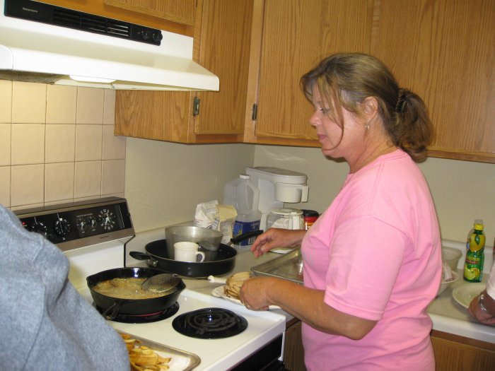 Lisa (MrsBamabassman) supervising